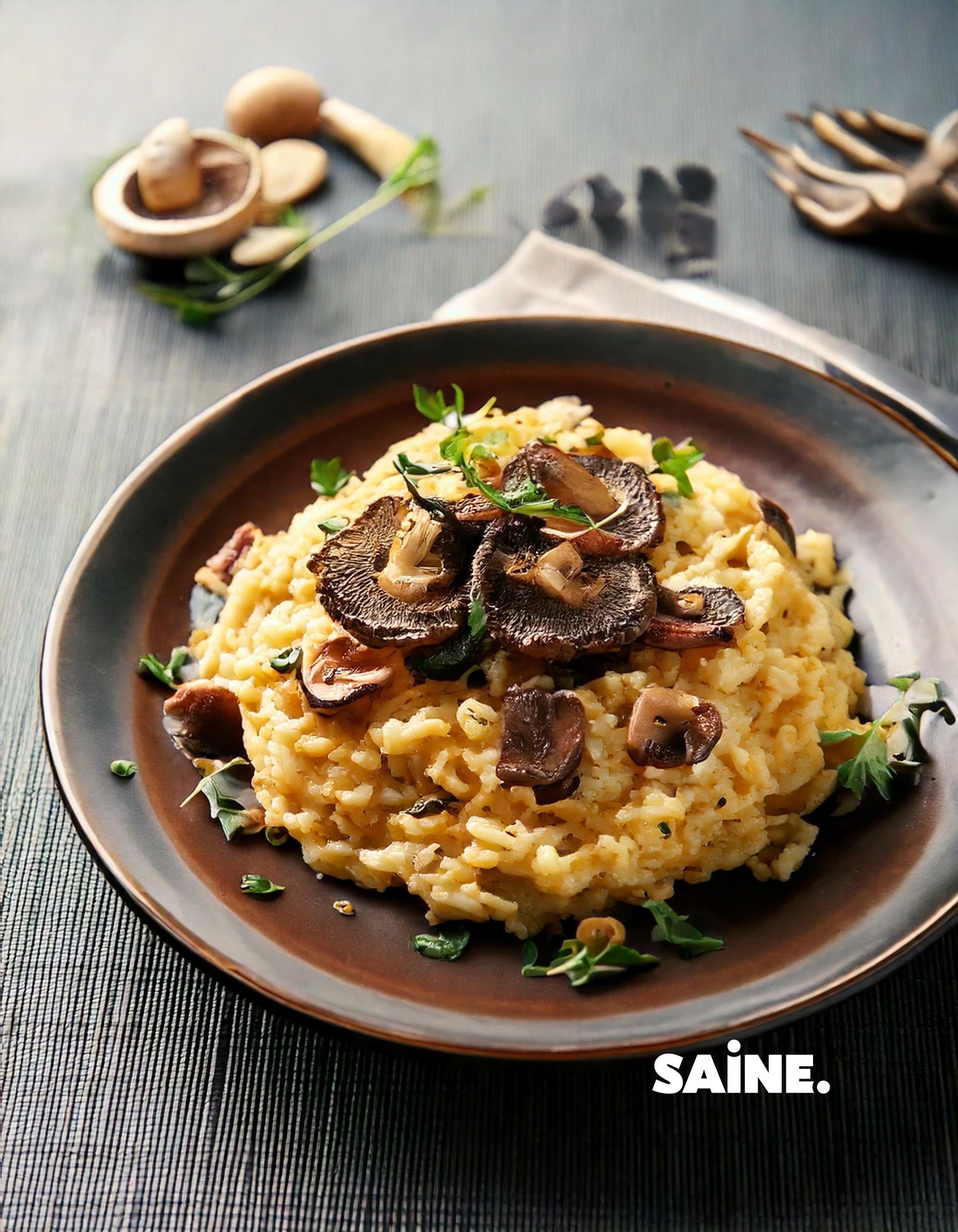 Recette-hivernale-Poêlée-de-champignons-à-la-crème-et-parmesan SAINE.