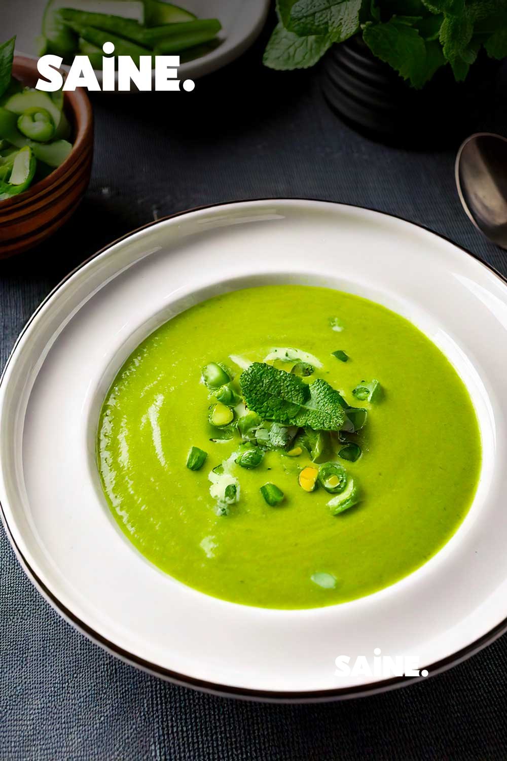 Velouté de petits pois et menthe – Une recette saine et de saison - SAINE.