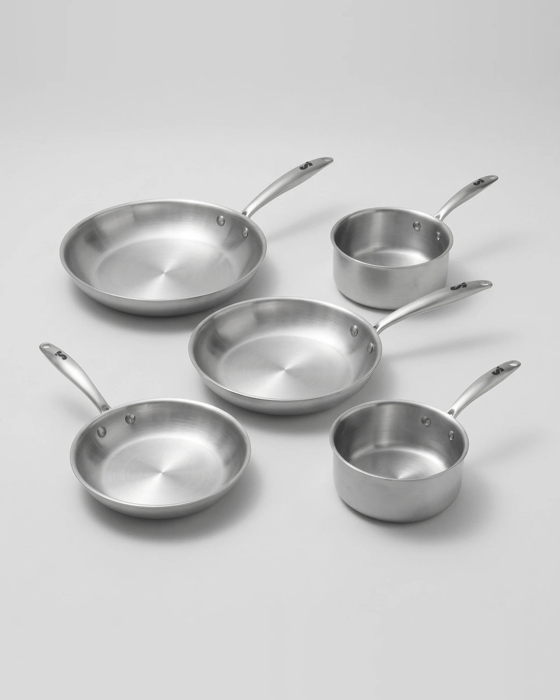 Batterie de cuisine inox 18/10 SAINE 5 pièces sans couvercles : 3 poêles et 2 casseroles