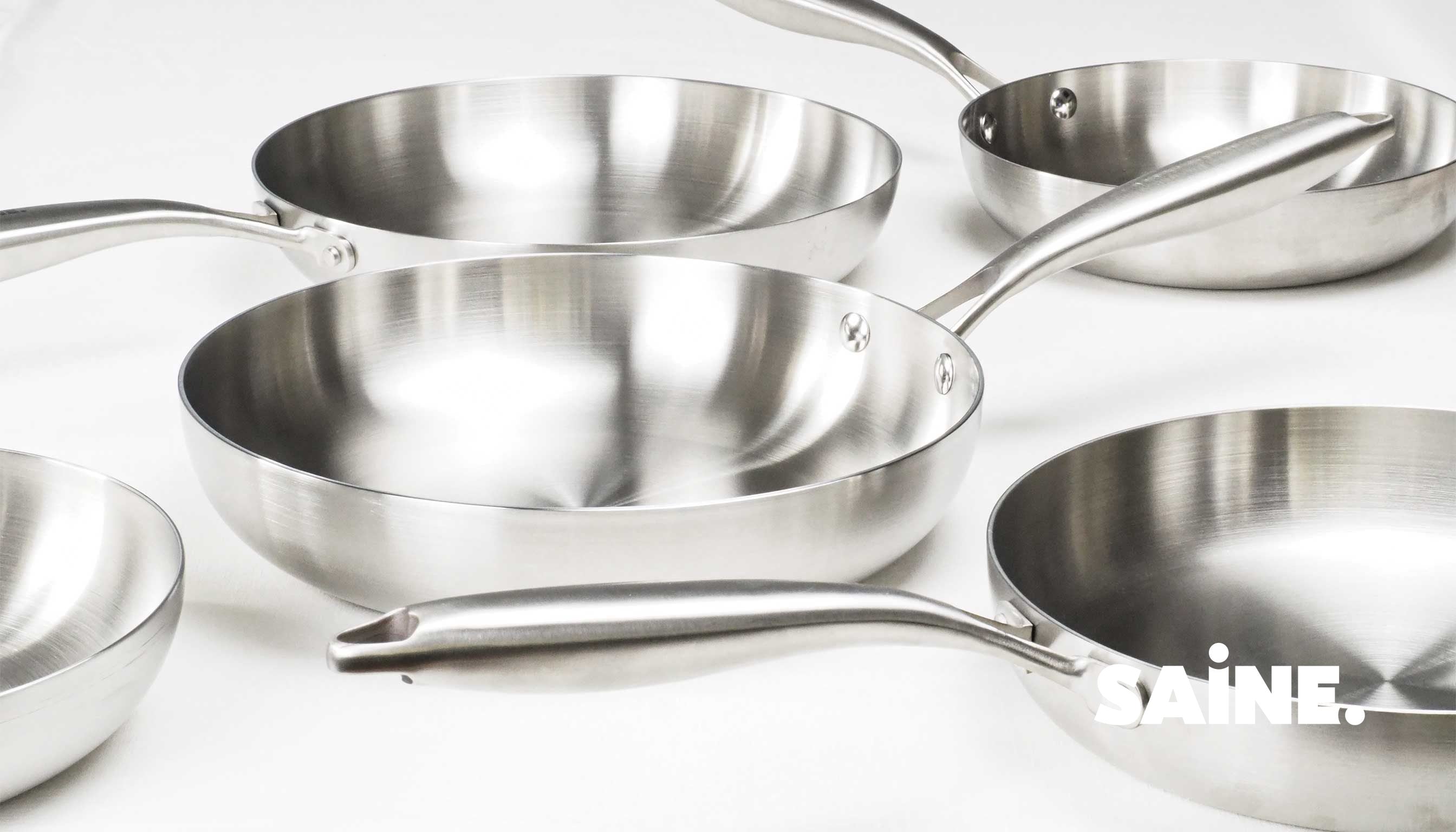 Comparatif Poêle Inox : Quels Sont les Différents Types d’Inox ? - SAINE.