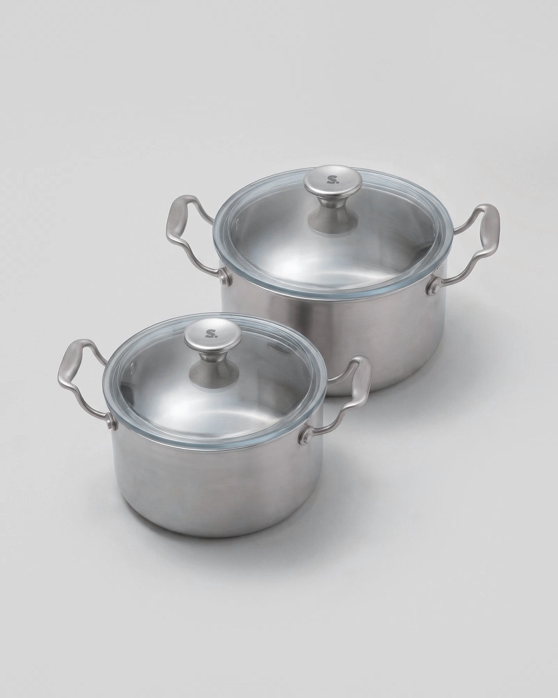 Duo de marmites inox SAINE 20 et 24 cm avec couvercles en verre Pyrex, fabriquées en France